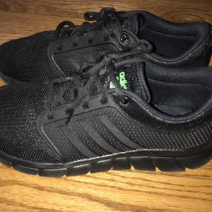 Adidas cloud foam groove black size 10 1/2